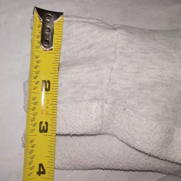 American Eagle 2Pc Bundle Gray Sweatshorts & Burgundy Tee XL - Picture 5 of 16